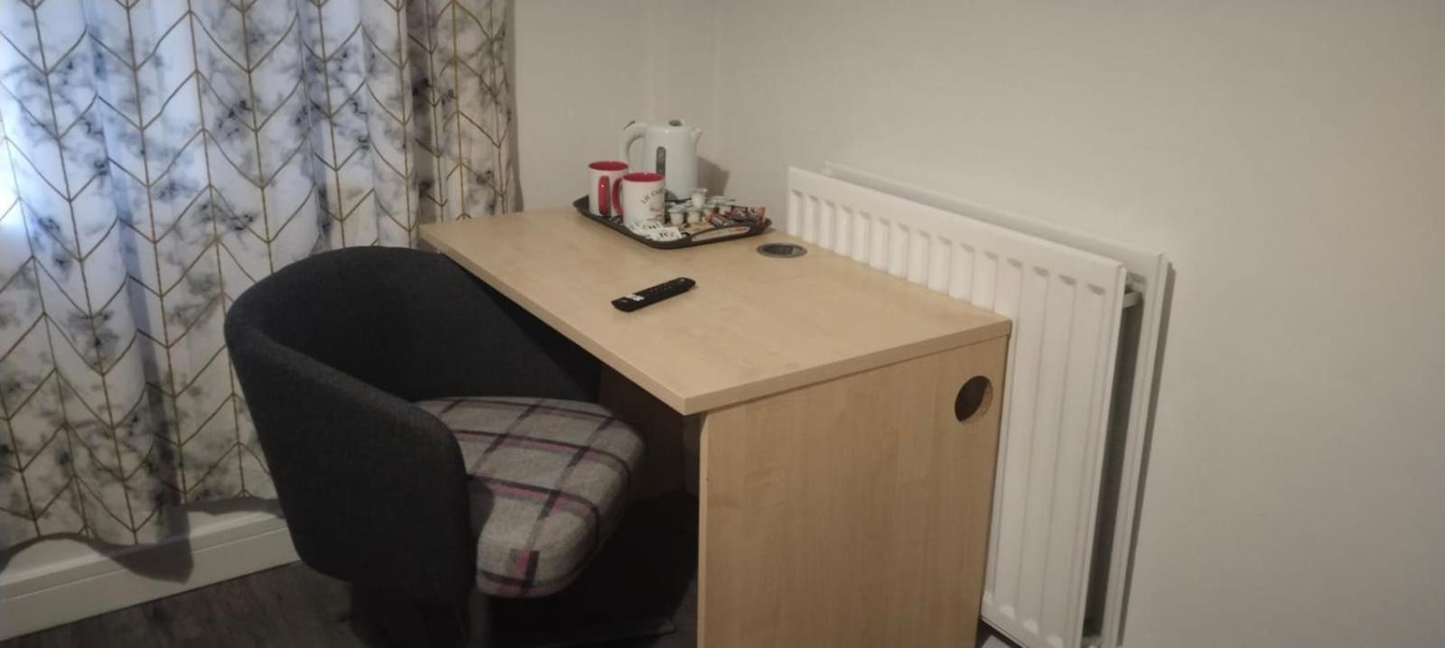 White House Ensuite Double Bedroom Warrington  Buitenkant foto